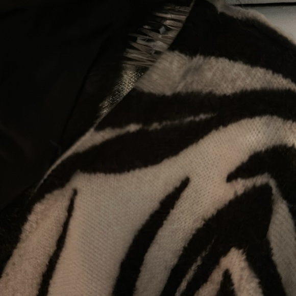 Norton McNaughton Vintage Zebra Print Fur Collared Sweater, Size M - Picture 4 of 6